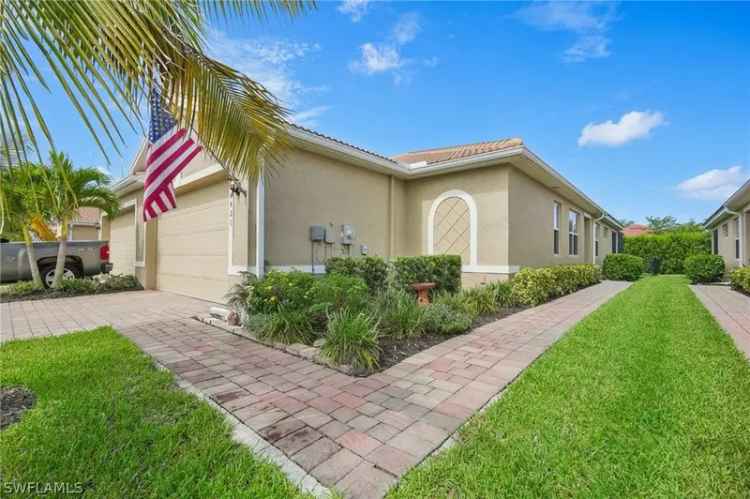 Single-family house For Sale in Fort Myers, Florida