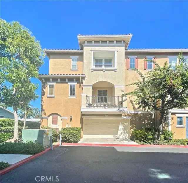 Condo For Sale in Stanton, California