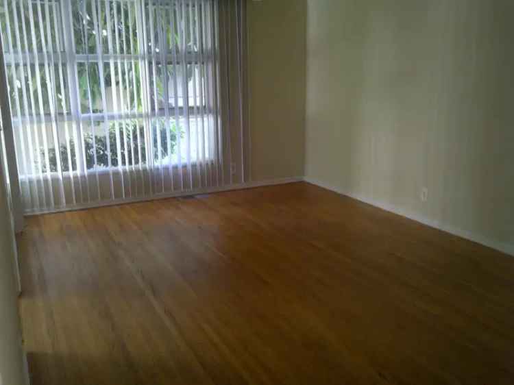 Apartment Unit for Rent in Brentwood Village