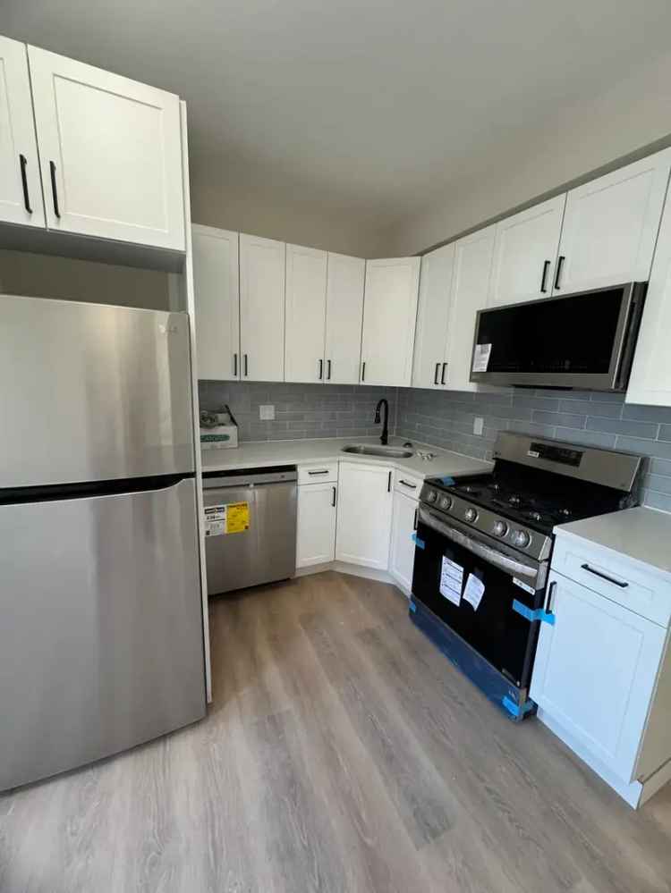 3 Bedroom 1 Bath Southie Apartment for Rent - Pet Friendly