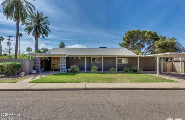 Single-family house For Sale in 2645, East Glenrosa Avenue, Phoenix, Arizona