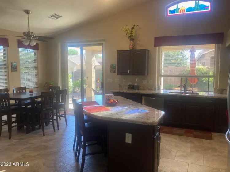 Single-family house For Sale in 17619, West Wildberry Drive, Surprise, Arizona