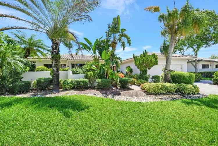 Single-family house For Sale in 22, Bristol Lane, Boynton Beach, Florida