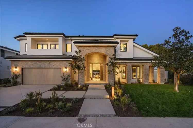 Single-family house For Sale in 1724, Port Ashley Place, Newport Beach, California