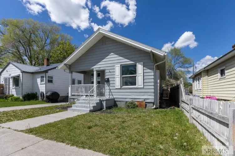 Single-family house For Sale in 137, 3rd Street, Idaho Falls, Idaho