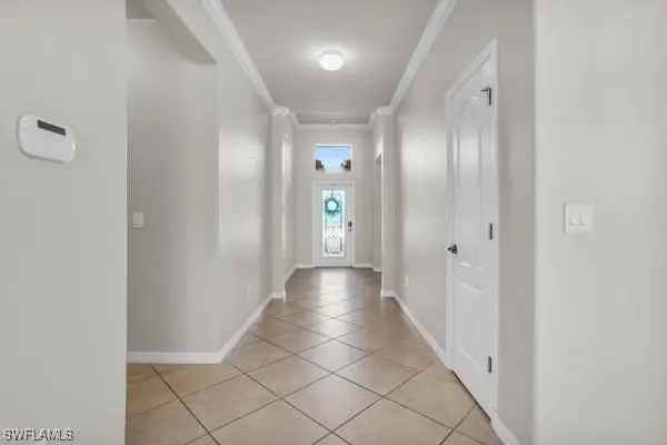 Single-family house For Sale in Fort Myers, Florida