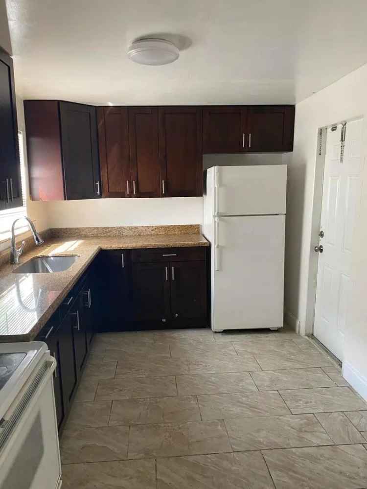 Multi-family house For Sale in 817, 7th Street, West Palm Beach, Florida