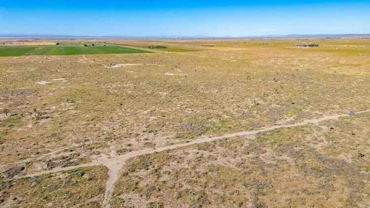 Land For Sale in Lancaster, California