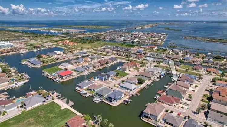 Single-family house For Sale in Aransas Pass, Texas