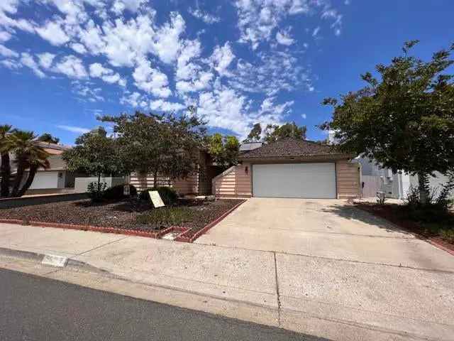 Single-family house For Sale in 6177, Wolfstar Court, San Diego, California