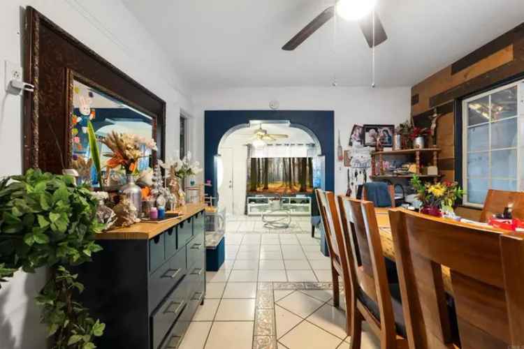 Duplex For Sale in 3838, Van Dyke Avenue, San Diego, California