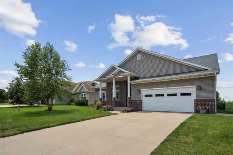 Single-family house For Sale in 201, Endeavor Avenue, Urbana, Iowa