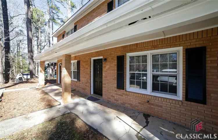 Multi-family house For Sale in 172, Highland Park Drive, Athens, Georgia