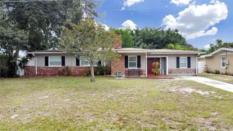 Single-family house For Sale in 4004, West Coachman Avenue, Tampa, Florida