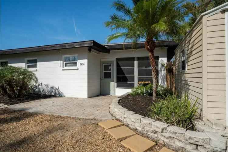 Single-family house For Sale in 1309, Nokomis Avenue South, Venice, Florida