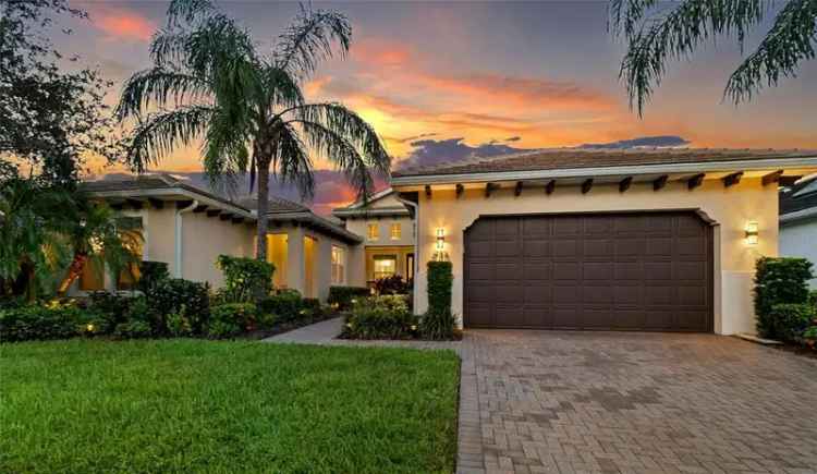 Single-family house For Sale in Bradenton, Florida