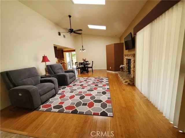 Single-family house For Sale in Menifee, California