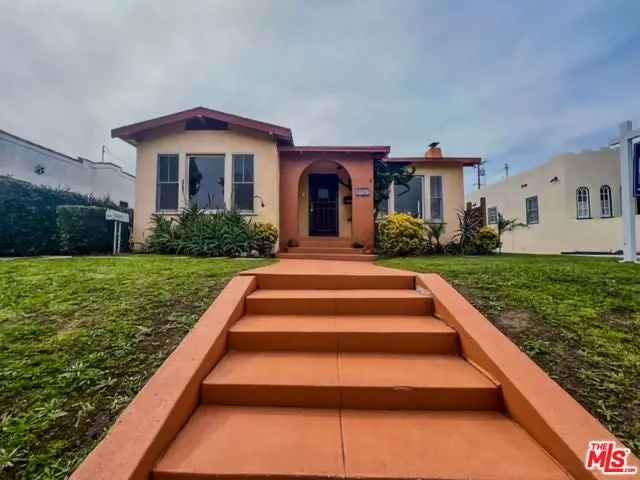 Multi-family house For Sale in Long Beach, California