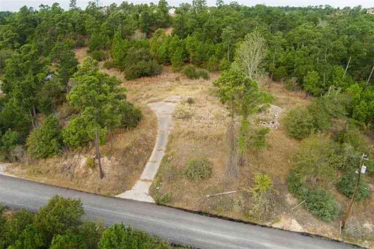 Land For Sale in 170, Makaha Drive, Bastrop, Texas