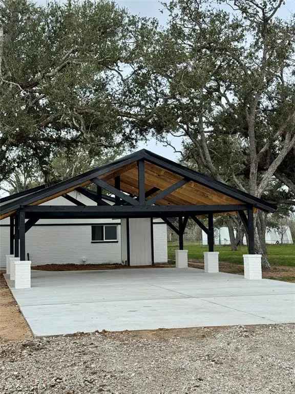 Single-family house For Sale in 1710, County Road 32, Texas