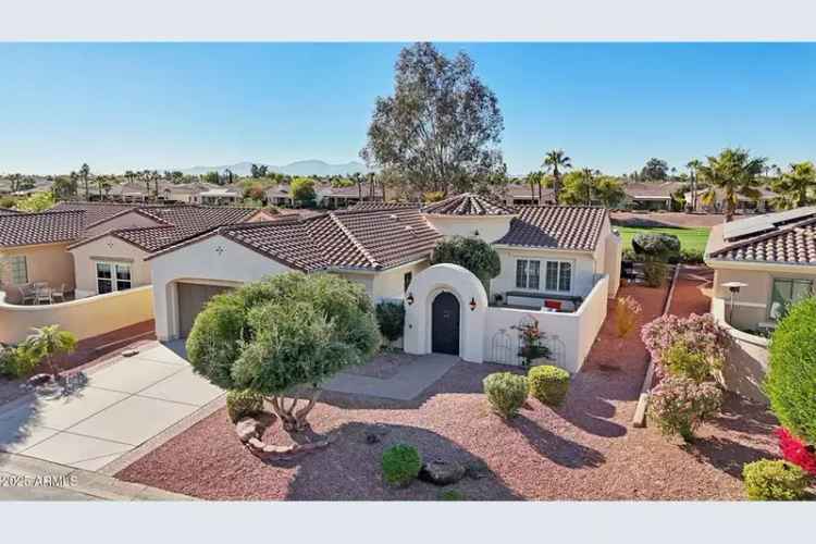 Single-family house For Sale in 22728, North Arrellaga Drive, Sun City West, Arizona