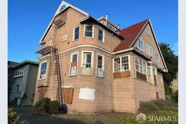 Multi-family house For Sale in 2649, Benvenue Avenue, Berkeley, California