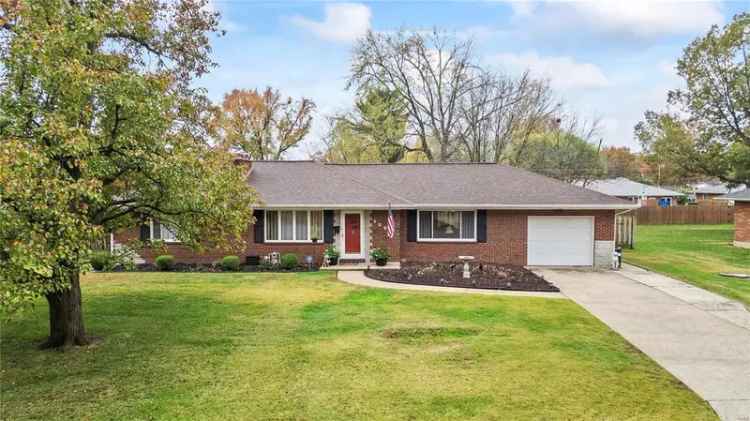 Single-family house For Sale in 308, Blue Ridge Drive, Belleville, Illinois