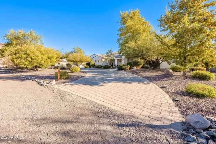 Single-family house For Sale in 28821, North Ashbrook Lane, Queen Creek, Arizona