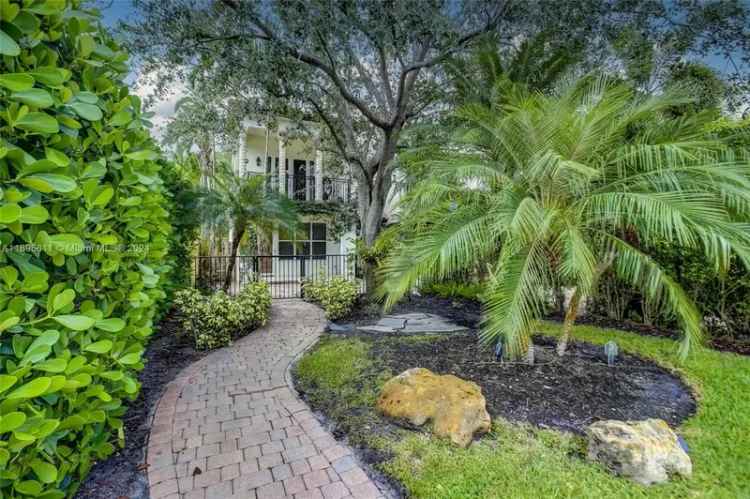 House For Sale in 605, Southwest 10th Street, Fort Lauderdale, Florida