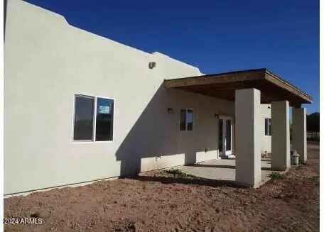 Single-family house For Sale in Florence, Arizona