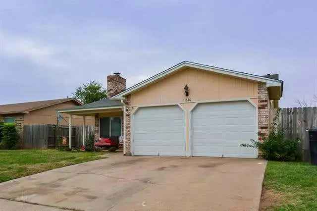 Single-family house For Sale in 1626, Covey Lane, Abilene, Texas