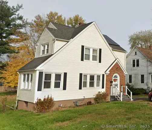 Single-family house For Sale in 112, Walnut Street, East Hartford, Connecticut