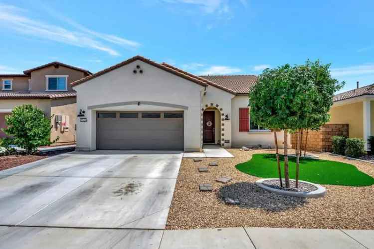 Single-family house For Sale in Menifee, California