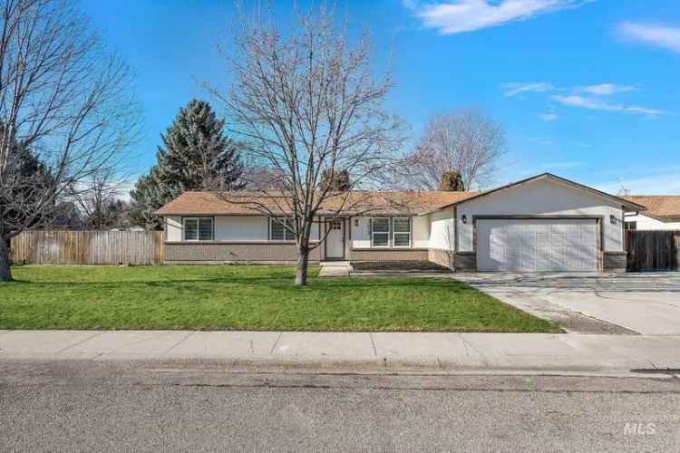 Single-family house For Sale in 3633, North Covered Wagon Way, Boise, Idaho