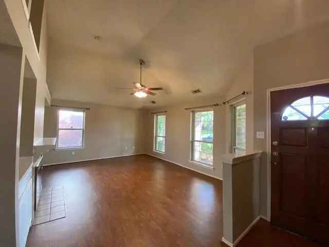 Single-family house For Rent in 1514, Flameleaf Drive, Allen, Texas