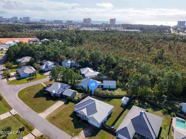 Single-family house For Sale in 12227, Lyndell Plantation Drive, Panama City Beach, Florida