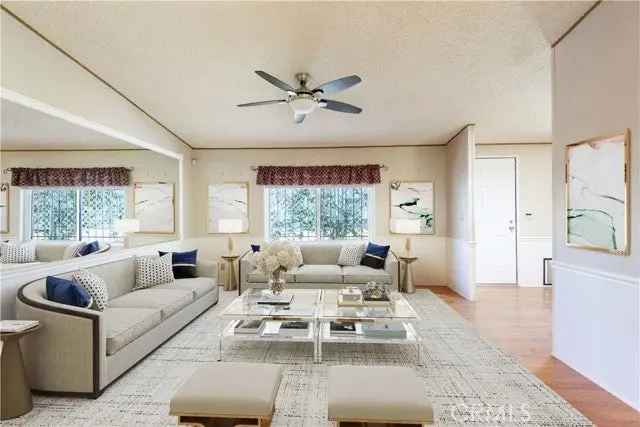 Single-family house For Sale in 582, Potrero Street, San Jacinto, California