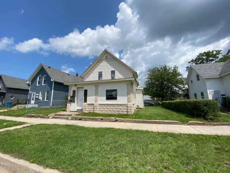 Multi-family house For Sale in 1610, Kentucky Street, Michigan City, Indiana