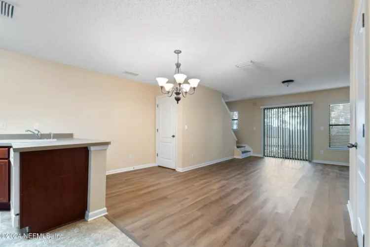 House For Sale in Jacksonville, Florida