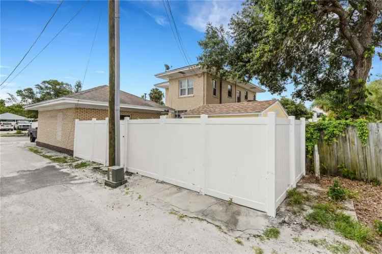 Single-family house For Sale in 2701, 1st Avenue South, Saint Petersburg, Florida