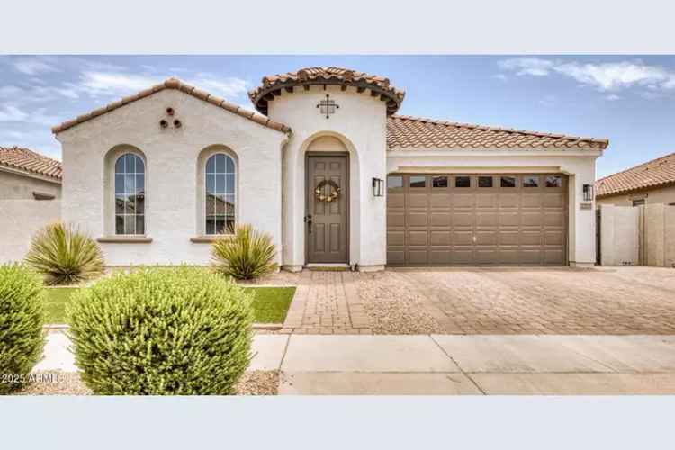 Single-family house For Sale in 22235, East Cherrywood Drive, Queen Creek, Arizona