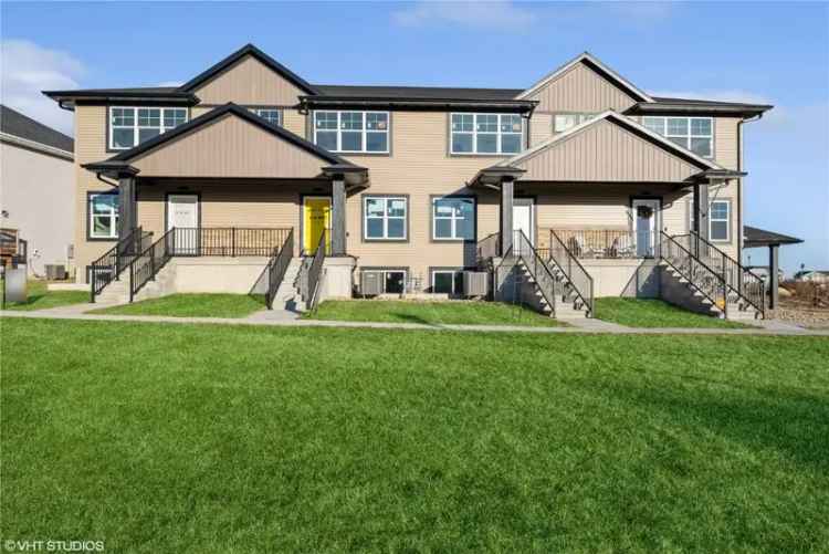 Condo For Sale in Marion, Iowa