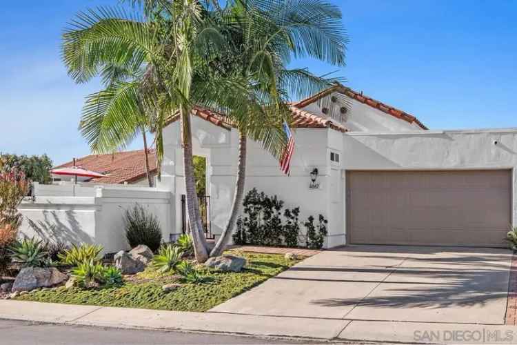 Single-family house For Sale in 4867, Galicia Way, Oceanside, California