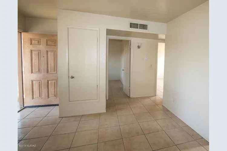 Multi-family house For Sale in Tucson, Arizona