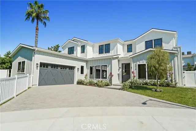 Single-family house For Sale in Los Angeles, California