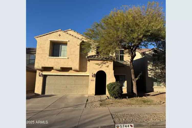 Single-family house For Sale in Phoenix, Arizona