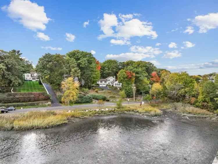 Single-family house For Sale in 201, Shore Road, Greenwich, Connecticut