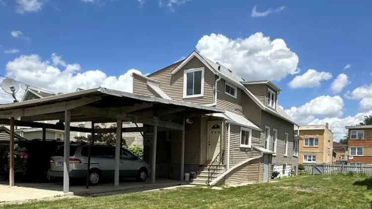 Multi-family house For Sale in 110, North 17th Avenue, Melrose Park, Illinois