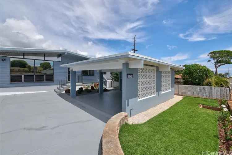 Single-family house For Sale in 3824, Harding Avenue, Honolulu, Hawaii