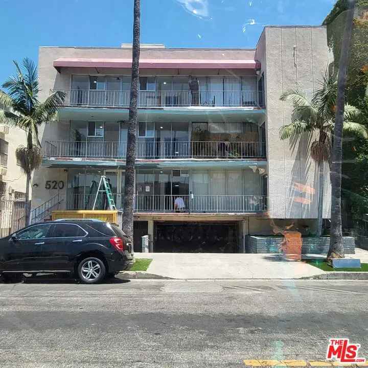 Multi-family house For Sale in 520, South Kenmore Avenue, Los Angeles, California